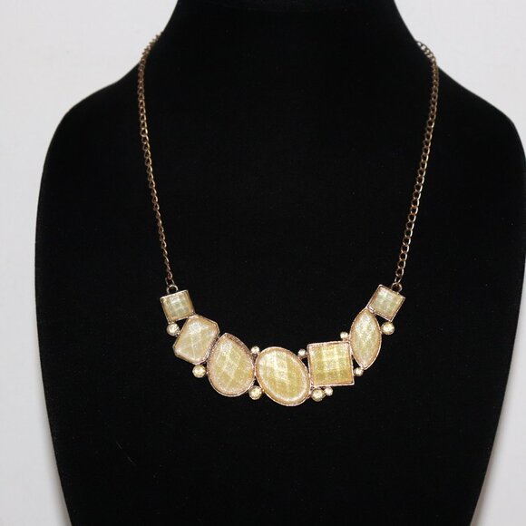 Beautiful gold and yellow rhinestone bib style statement necklace 18-20" - Picture 5 of 5